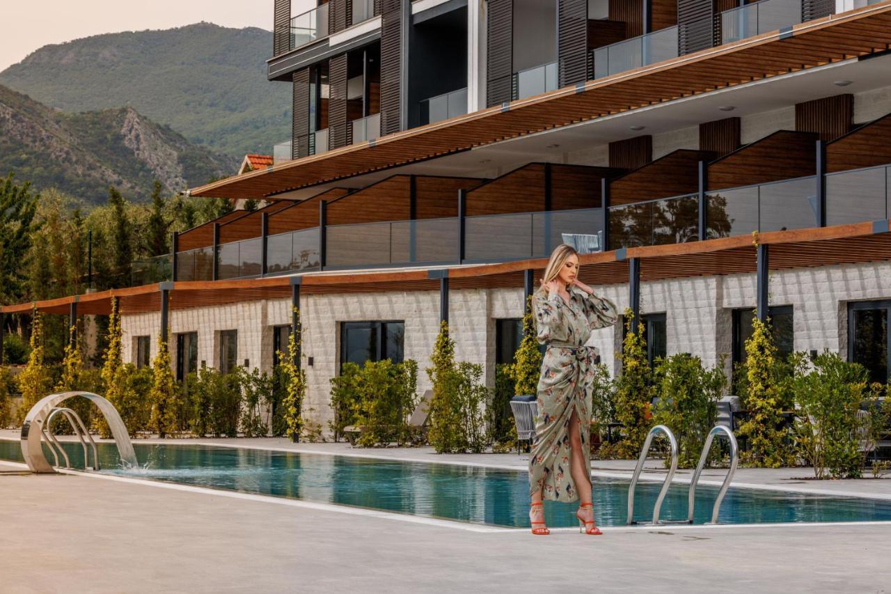 Montenegro Lodge Tivat Eksteriør billede